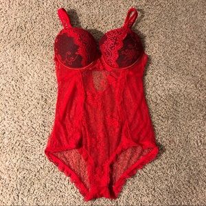 Lingerie bodysuit